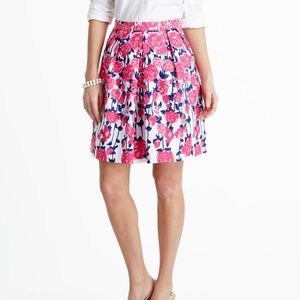 Vineyard Vines Skirt (with pockets!)
